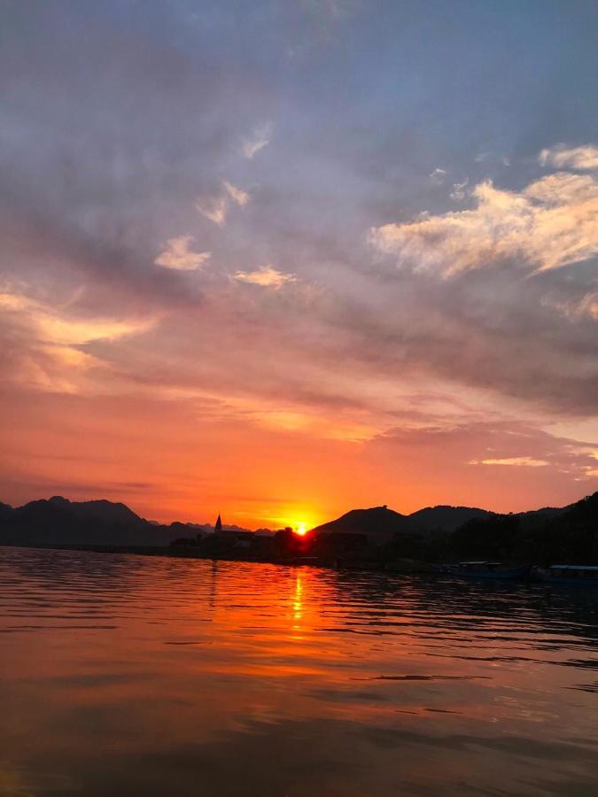 Phong Nha Escape Bungalow Ngoại thất bức ảnh